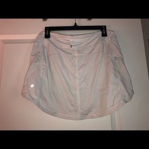 White Lululemon skirt, size 10!!!